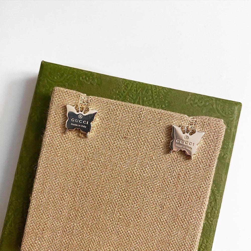 NEW Authentic Gucci Butterfly stud earrings 🖤